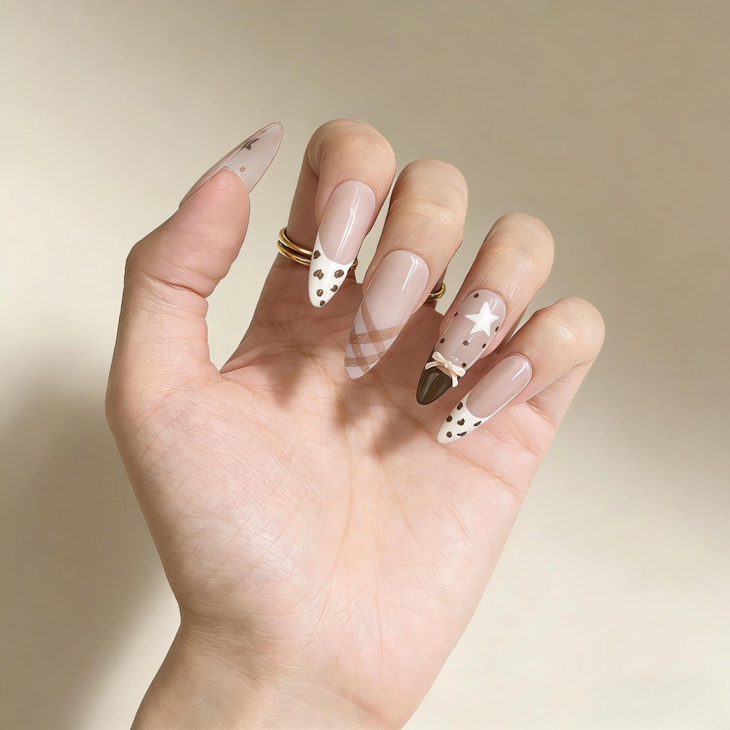 Beige Brown Star Press-On Nails - Bow Accent False Nails UK - close up - ClouDIY UK