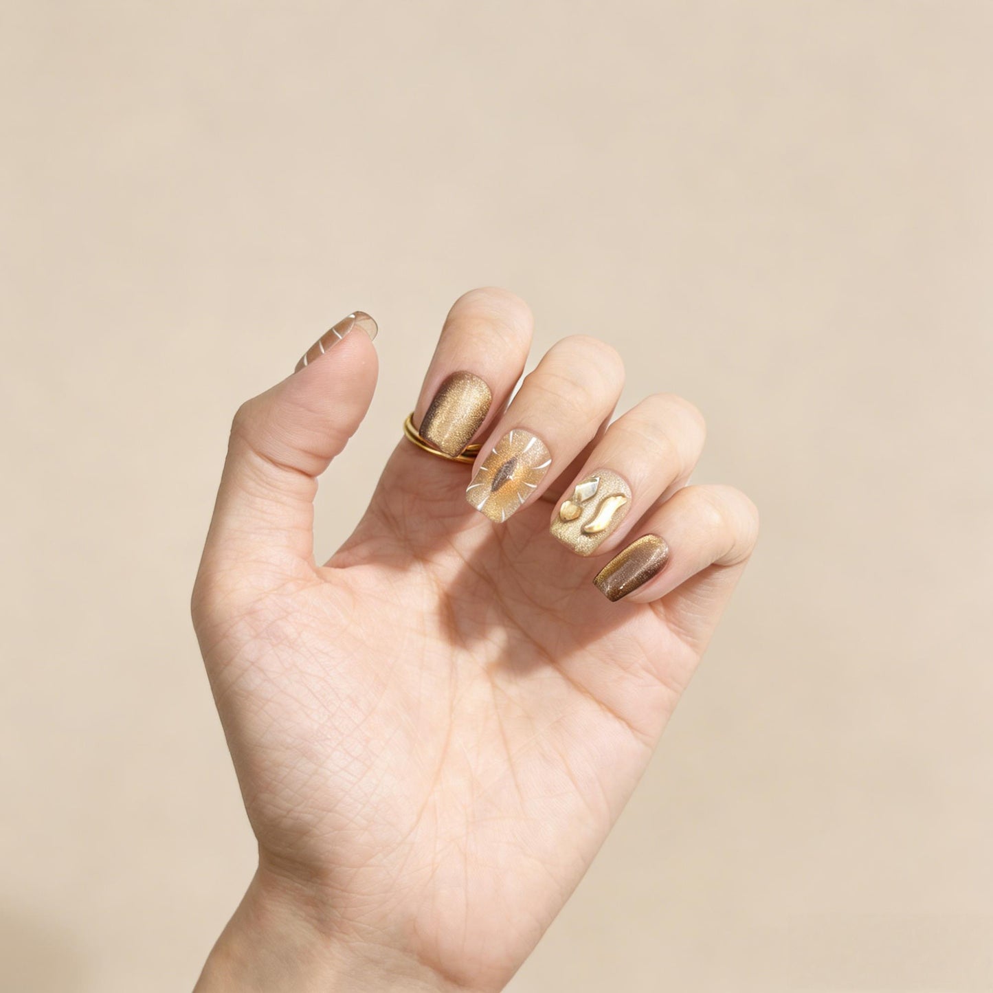 Gold Glitter Press-On Nails - Heart Art False Nails UK - close up - ClouDIY UK