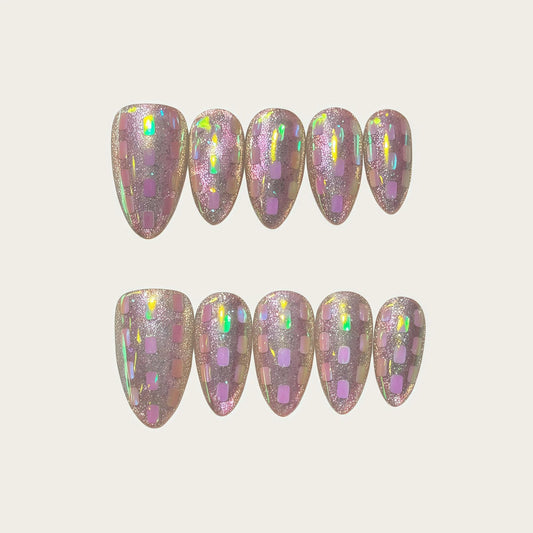 Holographic Checkerboard